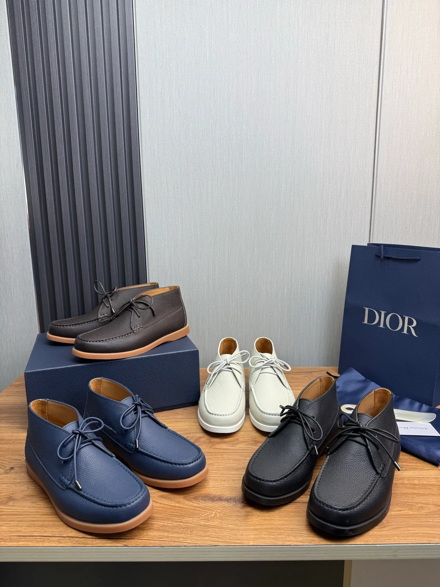 Factory price 620💰 [Dior] Men’s official website na hot sale🔥Imported cowhide + cowhide lining. Original rubber wear-resistant outsole. High quality shipment ⬆️Code number 38-44, (45 customized)